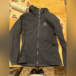 Arcteryx atom women’s coat